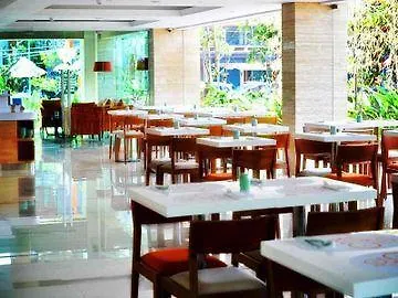 Harris Hotel Kuta Galleria - Bali Индонезия