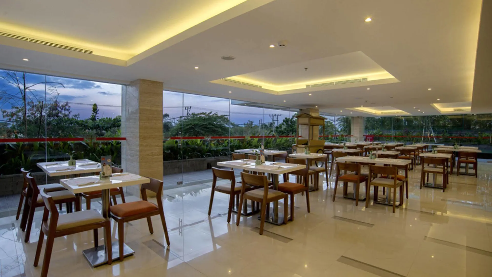 Harris Hotel Kuta Galleria - Bali Индонезия