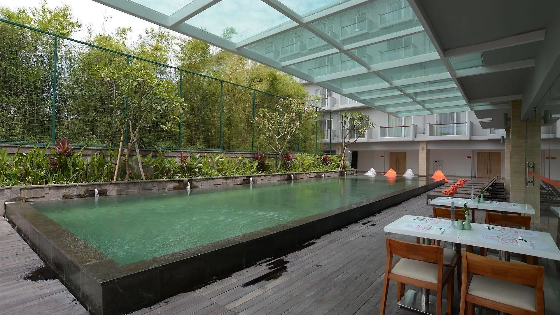 Harris Hotel Kuta Galleria - Bali